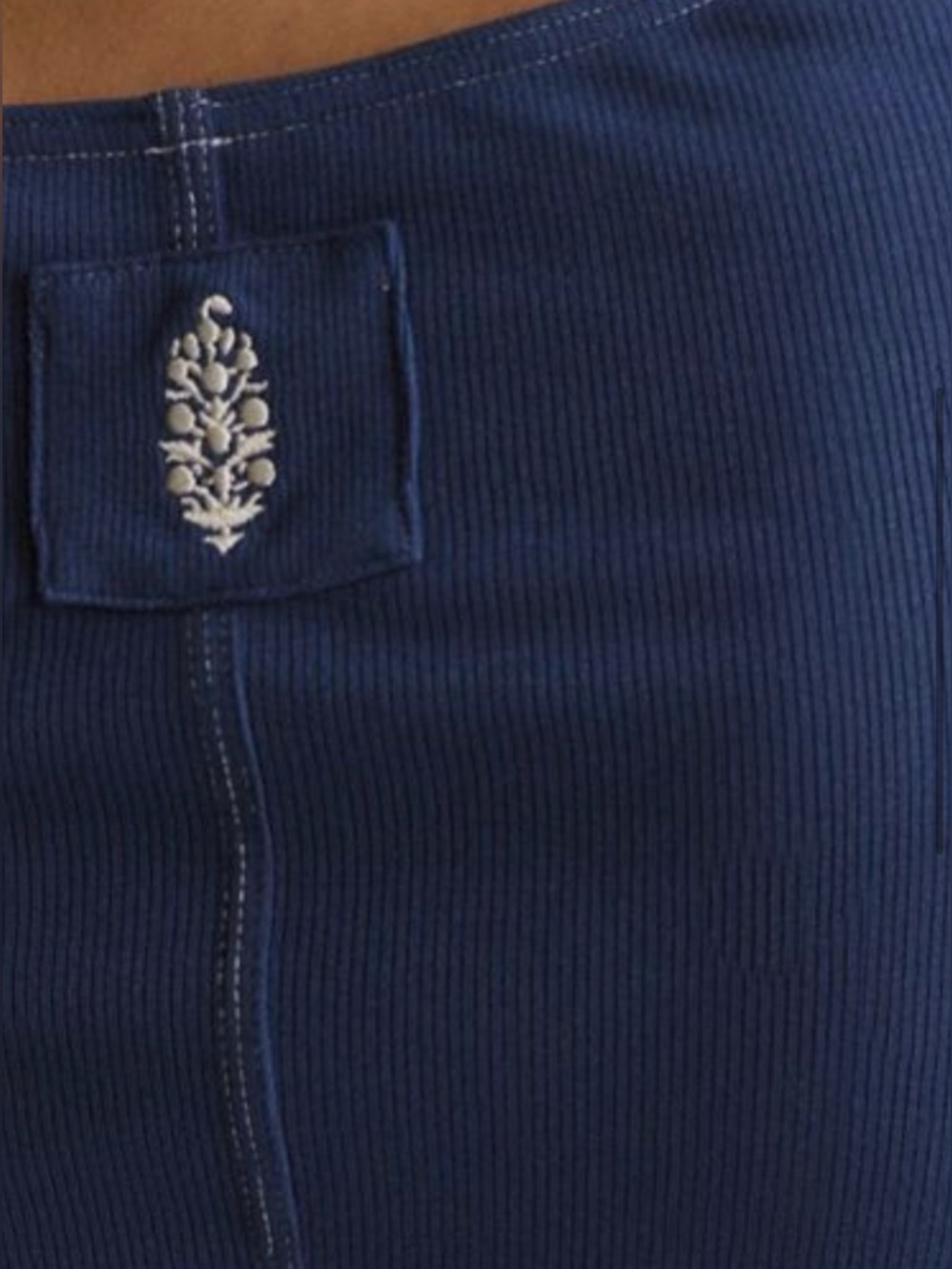 NWT FREE PEOPLE MOVEMENT SASHAY LAYER TOP BLUE INDIGO - Picture 3 of 3